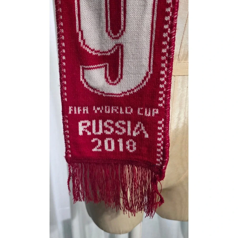 Peru Paolo Guerrero 9 FIFA World Cup Russia 2018 Soccer Scarf Red White Knit